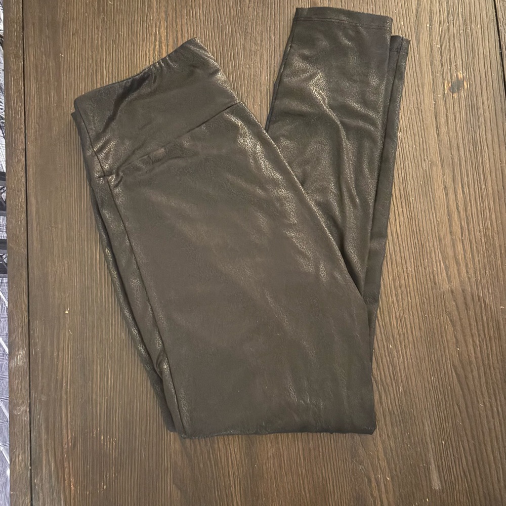 3/$10 Ultra Flirt Black Faux Leather Leggings